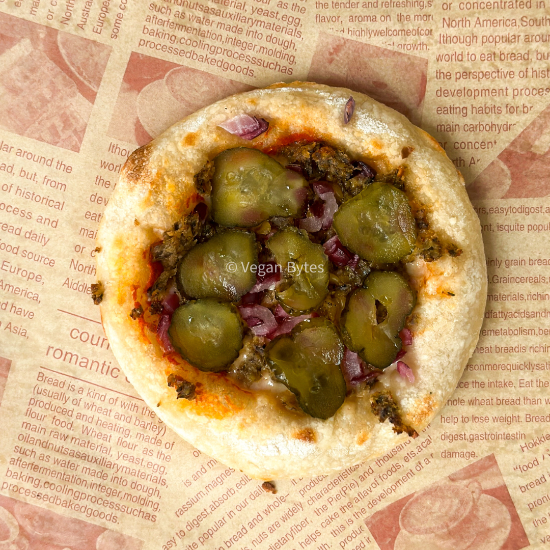 Vegan Bytes Cheeseburger Pizza 5"