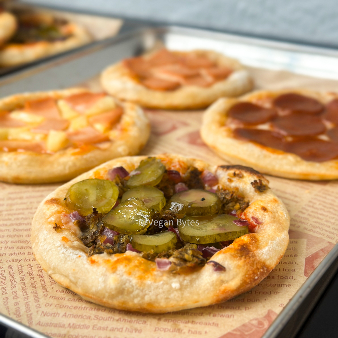 Vegan Bytes Cheeseburger Pizza 5"