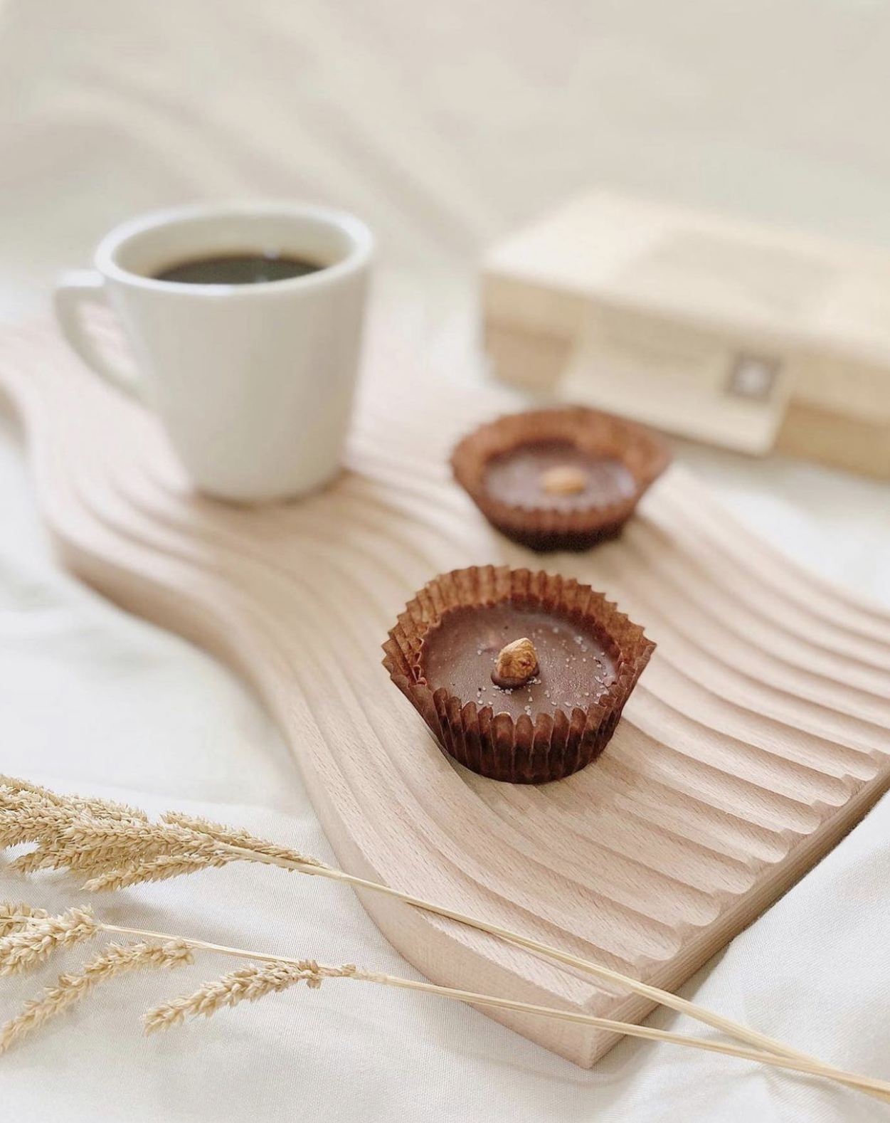Mindful Indulgence Dark Chocolate Peanut Butter Cups 6pcs