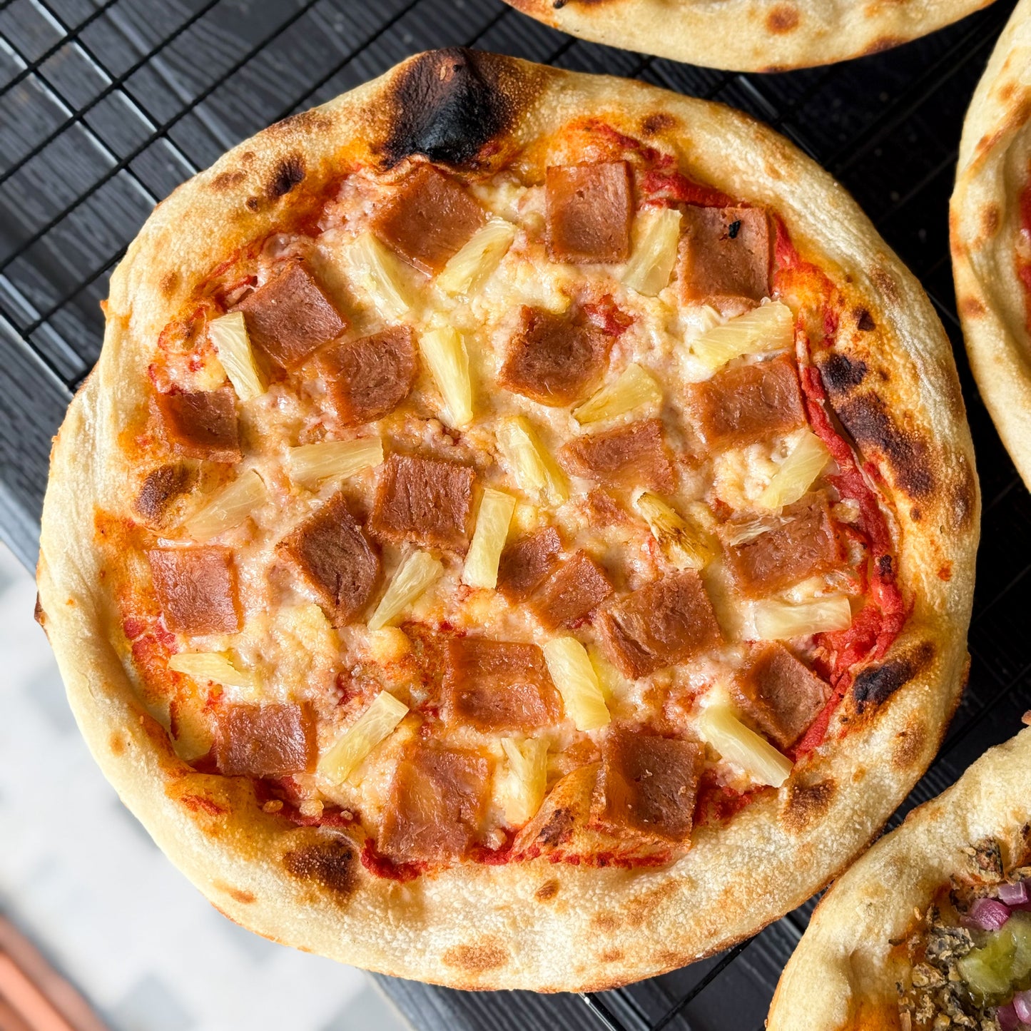 Gatto Pizza Hawaiian Pizza