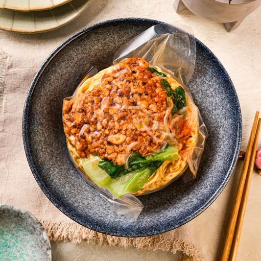 Outtahere Frozen Vegan Tantanmen Ramen Kit 500g