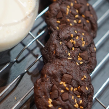Akind Double Chocolate Chip Cookies (palm size) 30g (gluten-free)