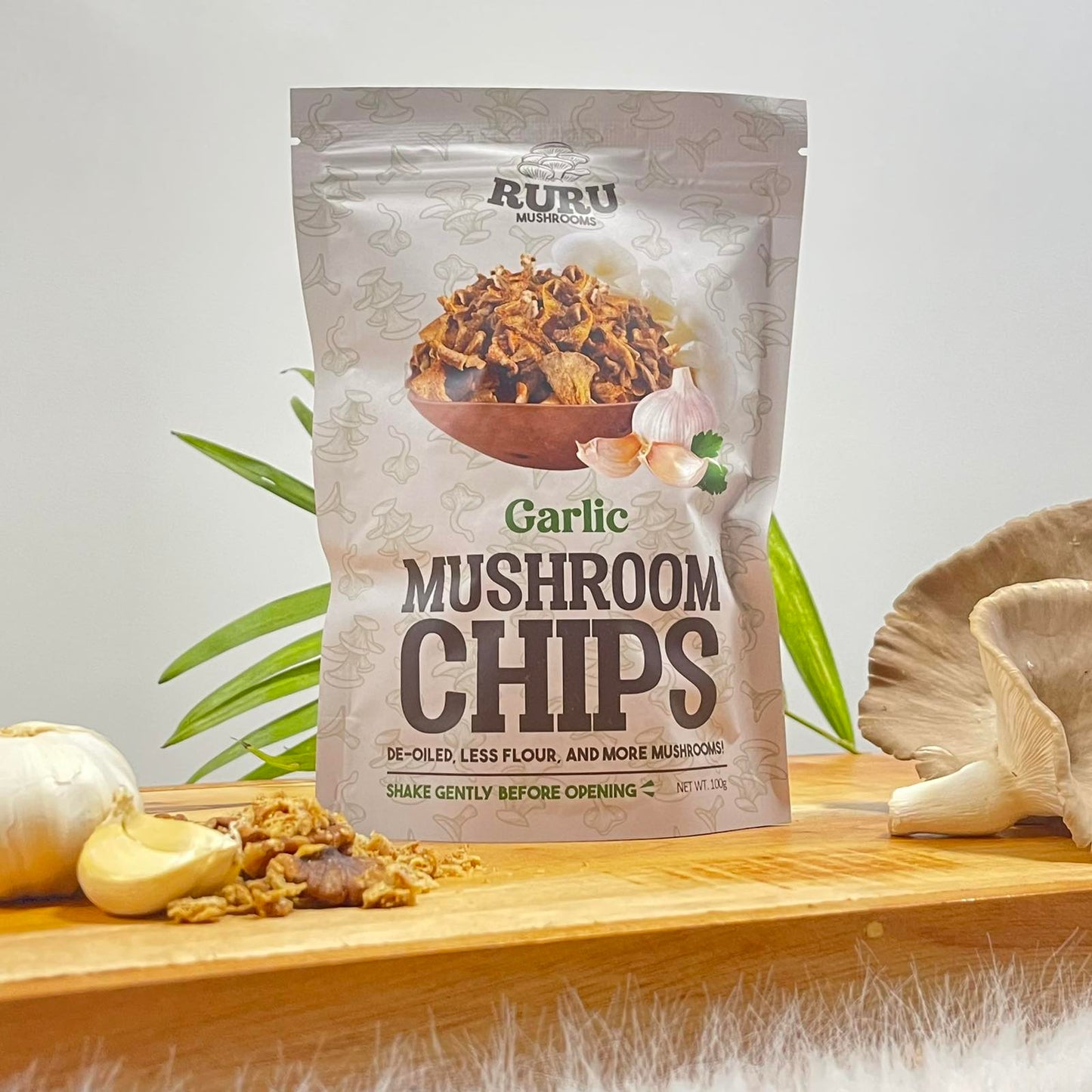 Ruru Mushroom Chips (Garlic Flavor) 100g