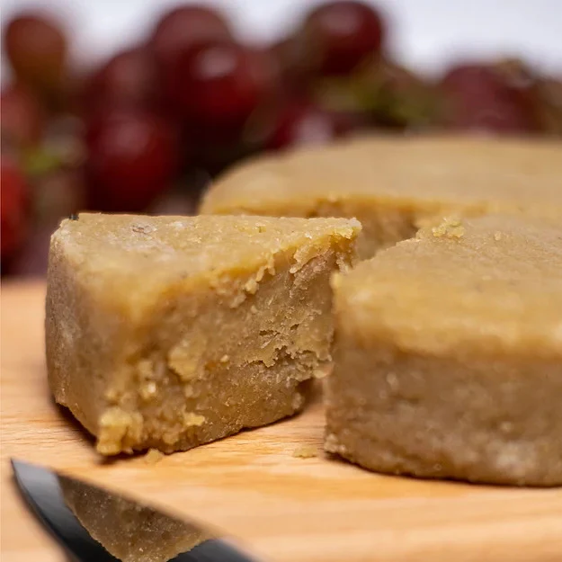 In a Nutshell Parmesan Block 1kg (gluten-free, sugar-free) (pre-order)